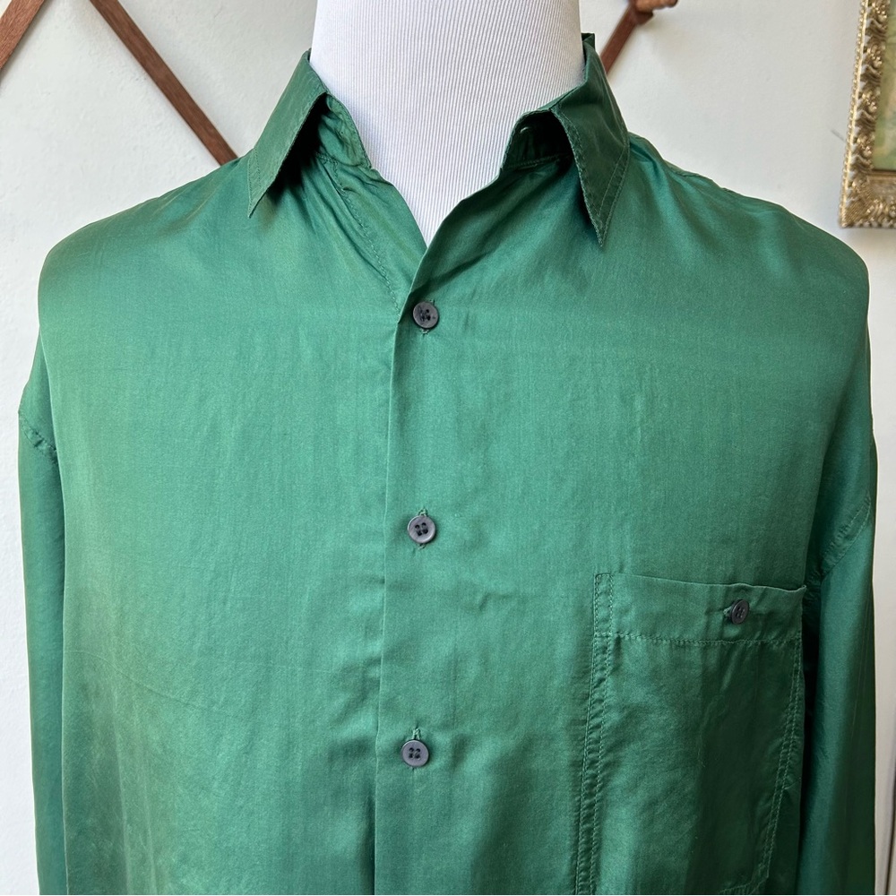 Vintage Bruno 100% Silk Green Button-Up Shirt - Picture 2 of 12